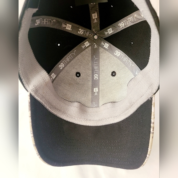 Los Angeles Rams HAT New Era 3930 NFL Team Salute To Service Stretch FITTED Hat - Picture 5 of 8